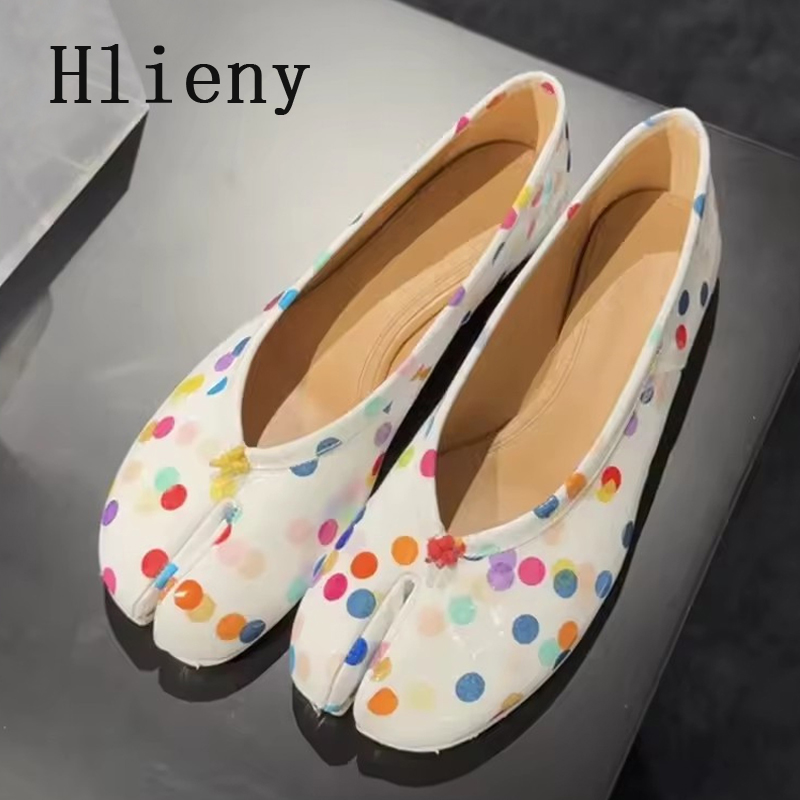 أحذية باليه نسائية عصرية من Hl - مراجعة Street Fashion Walk وسعره